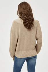 Vestina V-neck Knit Pullover
